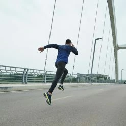 Kiprun Care Long- Sleeved Running T-Shirt