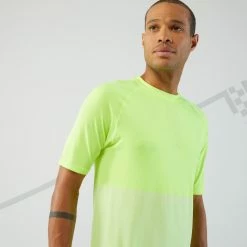 Brand new 😀 Kiprun Care Breathable Running T-Shirt ❤️ 81 Kiprun Care Breathable Running T-Shirt