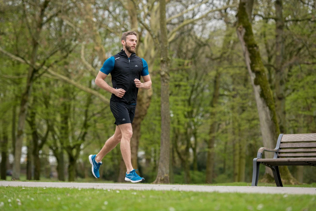 Brand new ๐ Kalenji Dry, Breathable Running T-Shirt, Men's ๐งจ 21 Kalenji Dry, Breathable Running T-Shirt, Men's