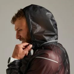 Kiprun Showerproof Light Running Jacket